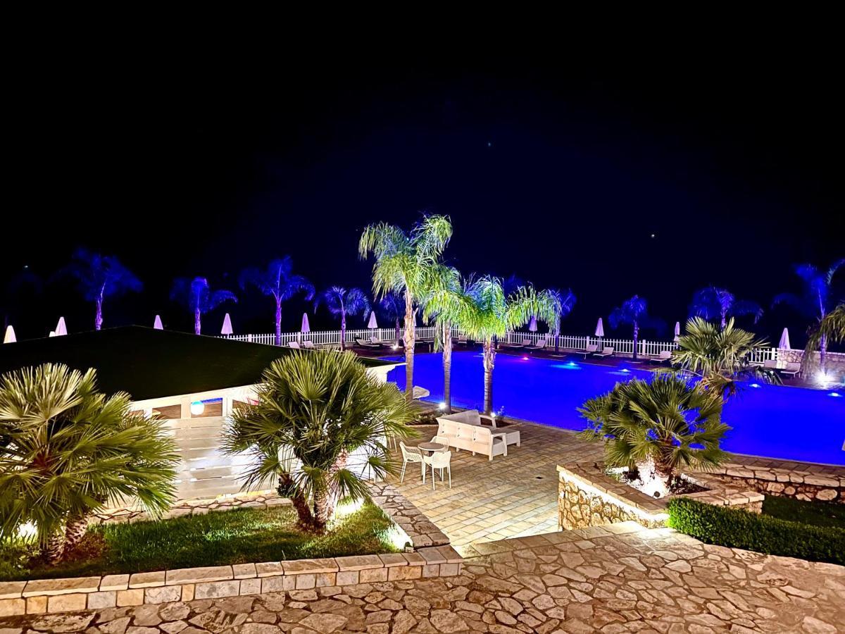 Elysium Hotel Dhërmi Dış mekan fotoğraf