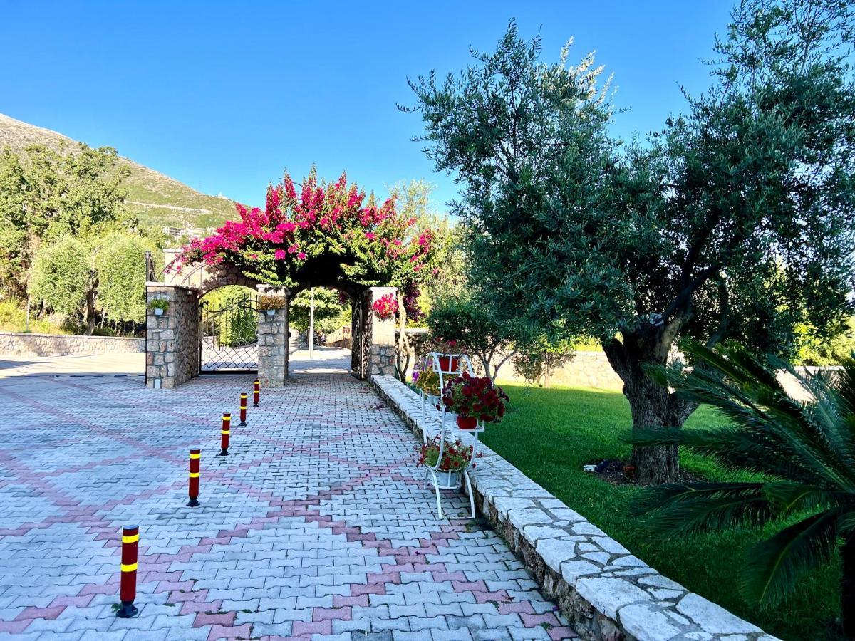 Elysium Hotel Dhërmi Dış mekan fotoğraf