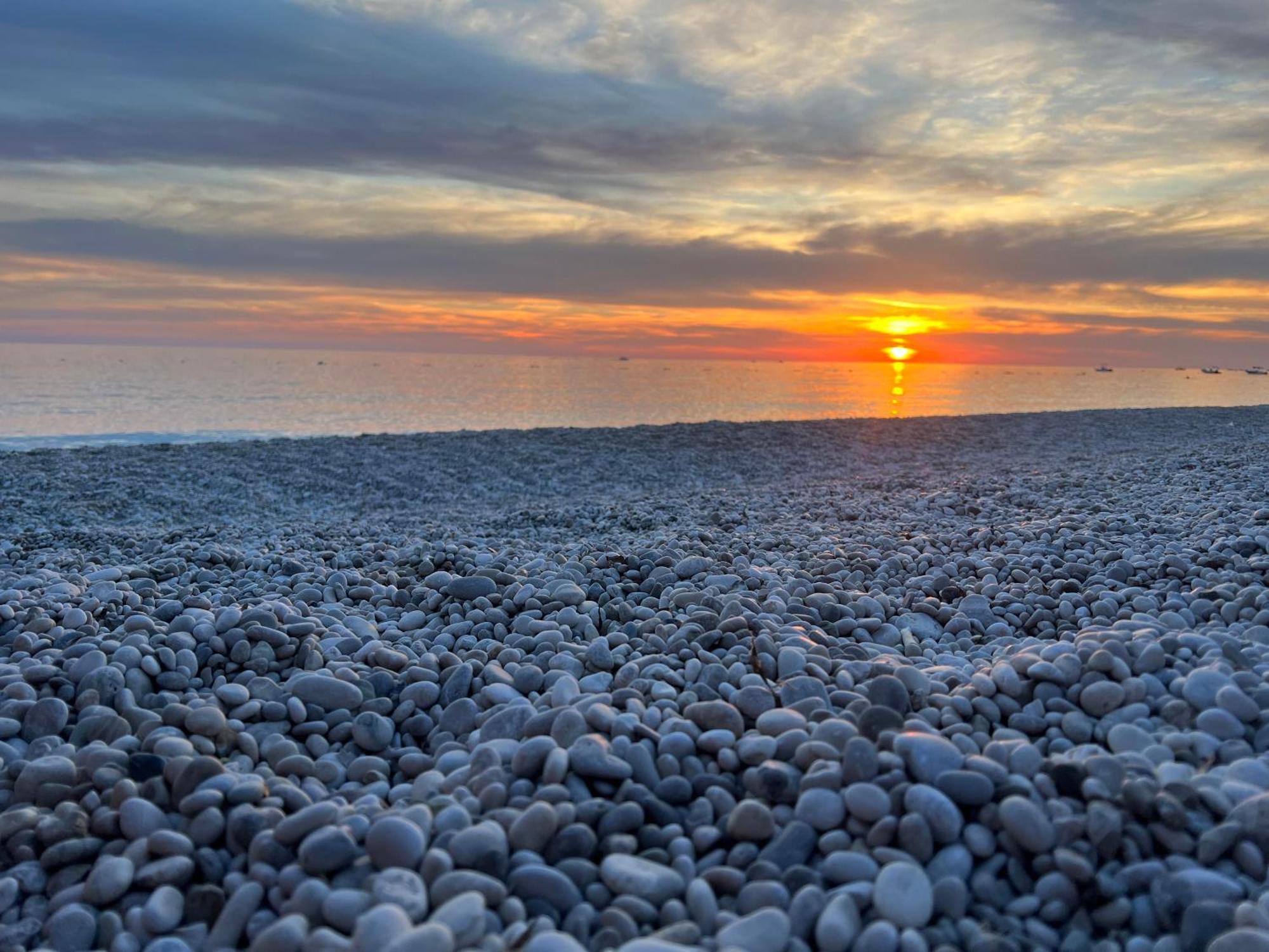 Elysium Hotel Dhërmi Dış mekan fotoğraf