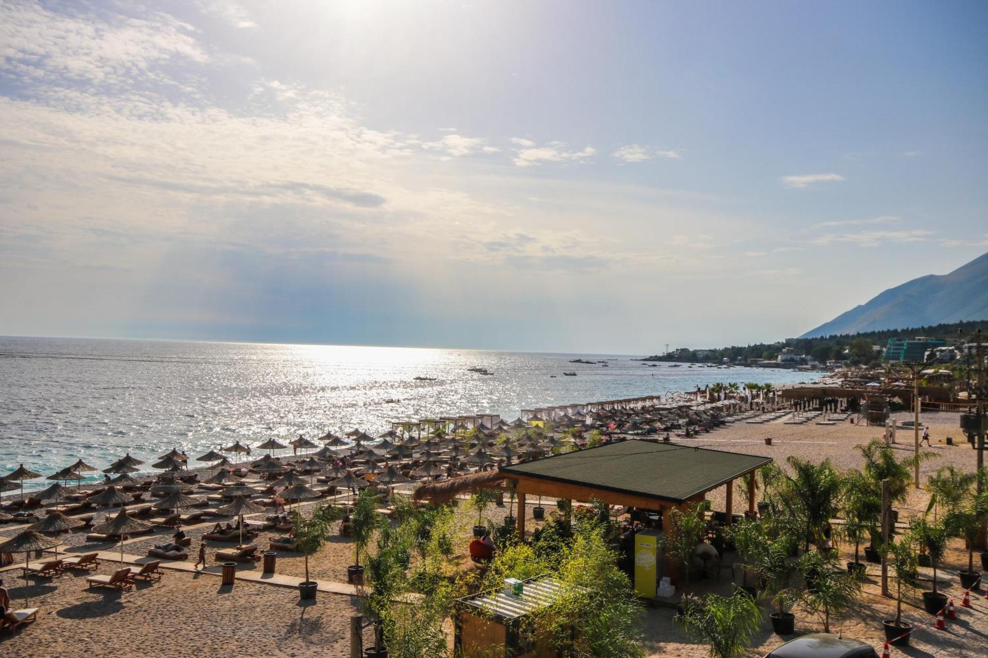 Elysium Hotel Dhërmi Dış mekan fotoğraf
